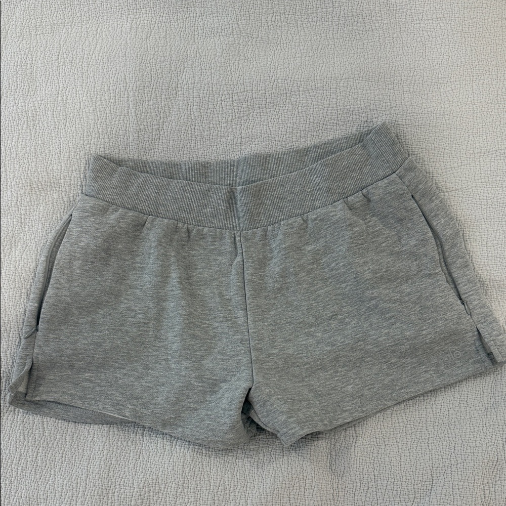Alo Low Key Sweat short